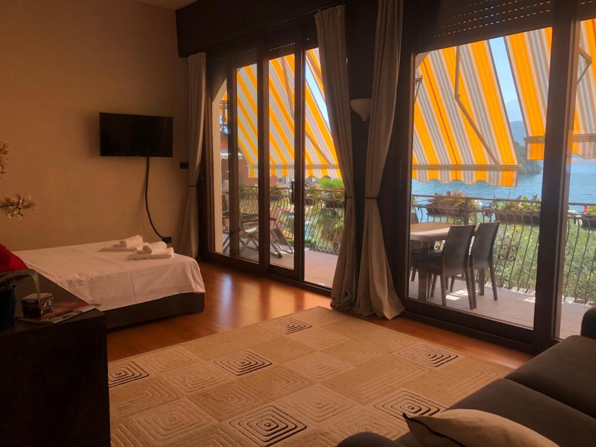 Liza'S Suite'S - Room'S With A View Sala Comacina Exterior photo